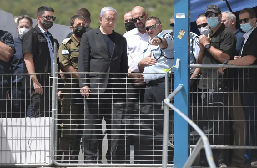 Facialar Netanyahu'yu Buluyor