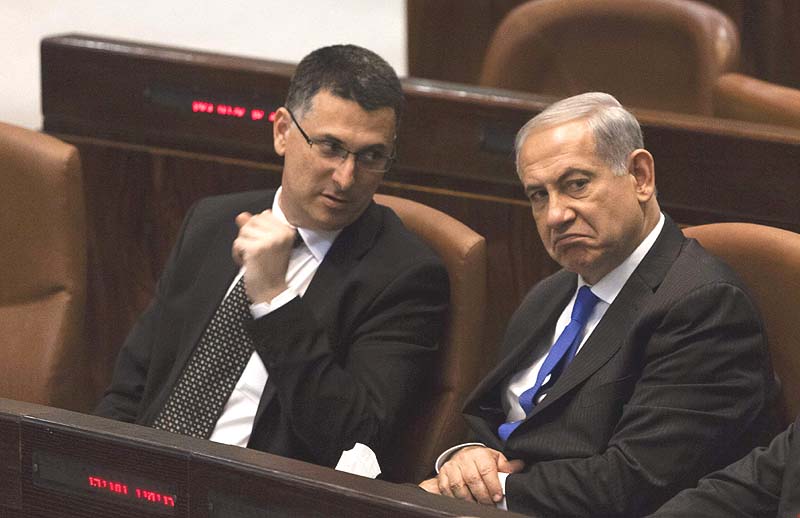 Siyonist Netanyahu Bir Çıkmazda