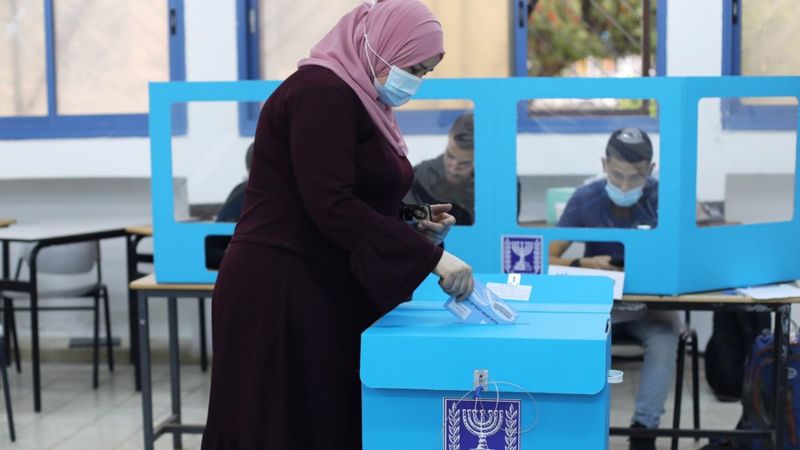 Yeni hükümet için kilit roldeki Arap partisi Raam, Netanyahu ile koalisyona katılacak mı?